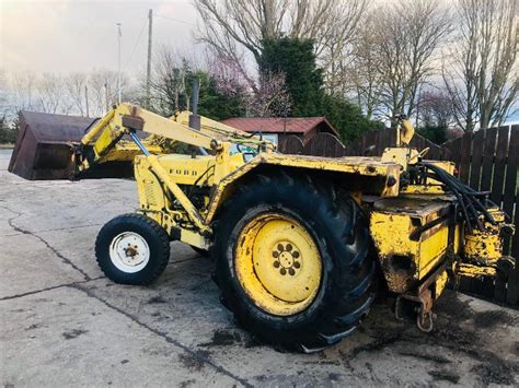 Ford 4000 Industrial Tractor C W Power Loader And Bucket