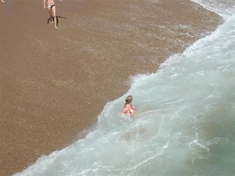 chick loses bikini at beach this poor girl was getting roc… flickr