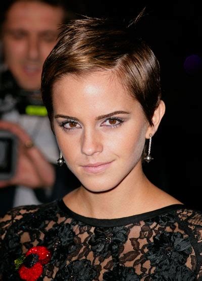 A Cool Sexy Eye Makeup Look To Copy From Emma Watson All