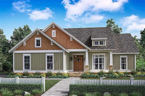 craftsman house plan  bedrooms  bath  sq ft plan