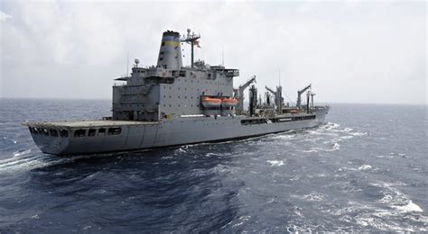 navy ship fires  boat   persian gulf  dubai fisherman dead nationalturk