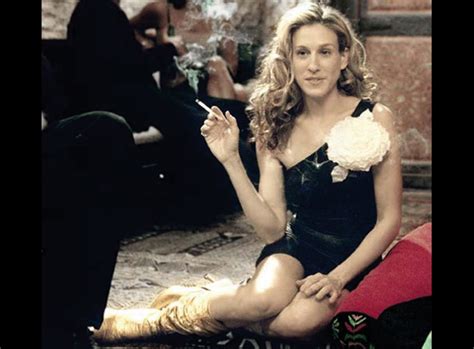 Carrie Bradshaw S Top Ten Outfits From Sex And The City Reelrundown