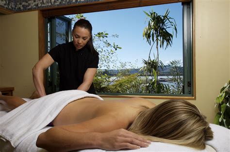 aromatherapy associates rose pregnancy massage