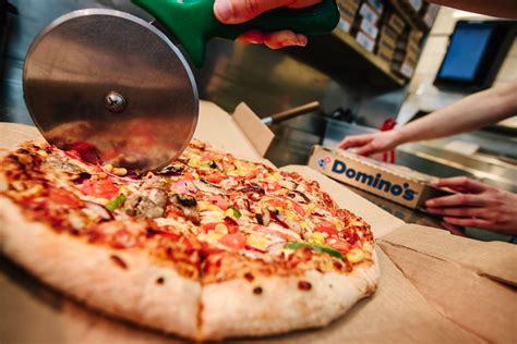 dominos vegan pizza   released   uk    delicious london evening standard