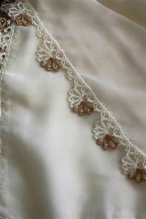 elegant stunning crochet  knitinng work lace toran