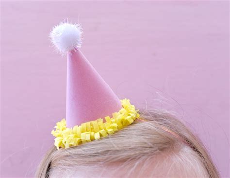 mini party hats diy  life lovely