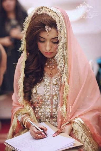 latest pakistani bridal wedding dresses 2018 collection