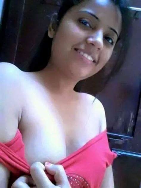 some hot and sexy selfie photos of desi beautiful girls