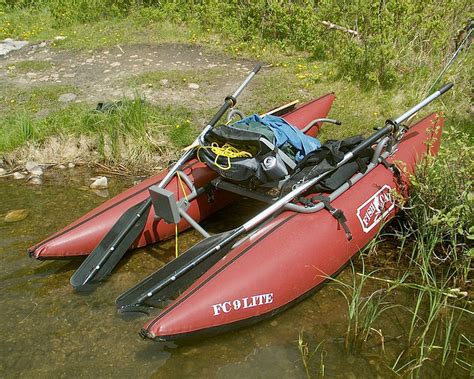 sale outcast fish cat  lite pontoon boat  elect
