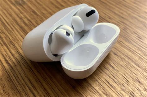 Review Apple Airpods Pro With Active Noise Cancelling