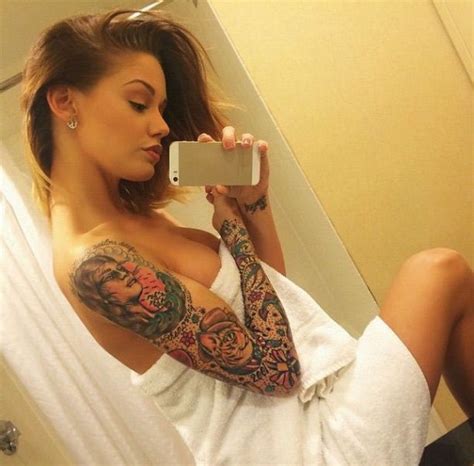 sexy girls with tattoos are a work of art 30 pics