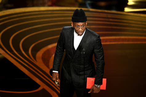 Oscars 2019 Mahershala Ali Wins Best Supporting Actor For Green Book