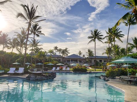 staying   fairmont orchid resort hawaii  lost  travel