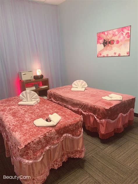 good day spa   massage therapy   st  moorhead