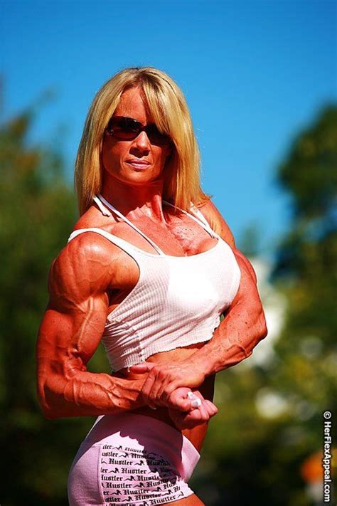 Picture Of Lisa Giesbrecht Body Building Women Muscle