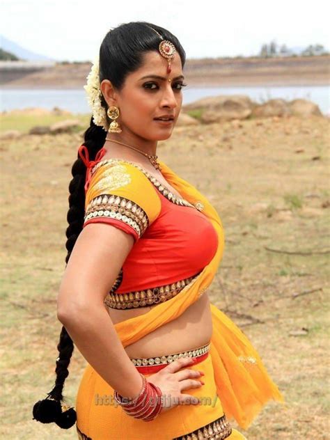 Actress Varalaxmi Sarathkumar Hot Photos Varalakshmi