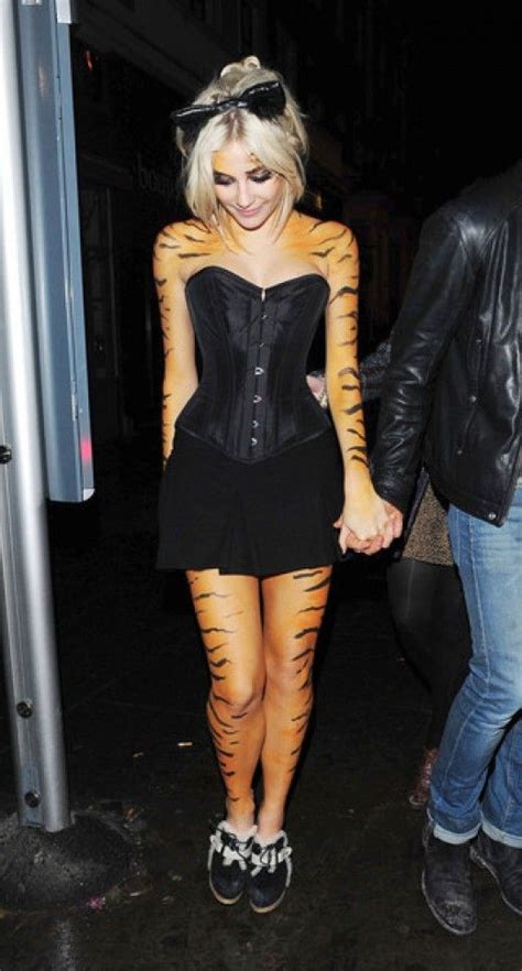 Tiger Makeup Ideas Tips And Examples Tiger Costume