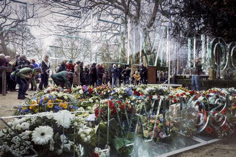 herdenking holocaust bij auschwitzmonument noordhollands dagblad