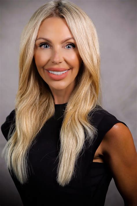 Holly Cullen Real Estate Agent Newport Beach Ca Coldwell Banker