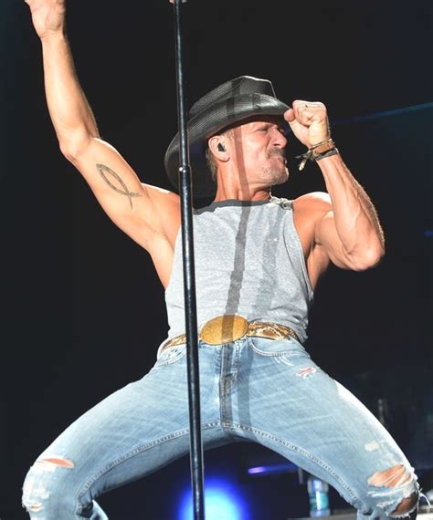 country hunk tim mcgraw pin all your favorite gay porn pics on milliondicks