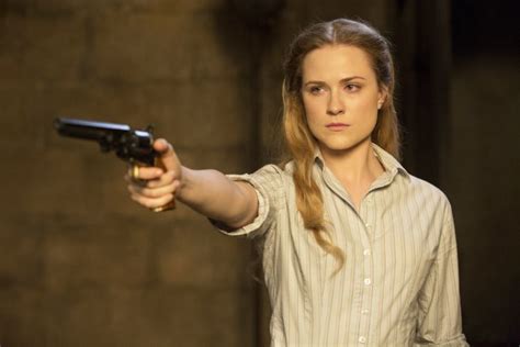 evan rachel wood finally to earn equal pay as male westworld co stars