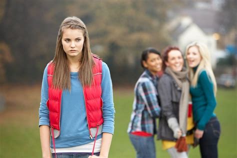 School Bullies And Their Victims Both Face Greater Risk Of Eating