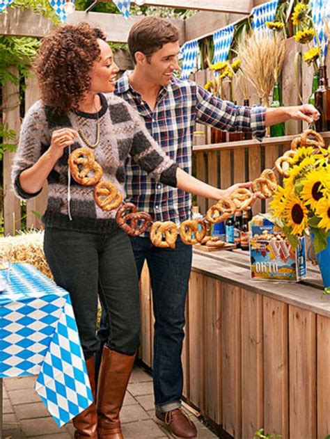 how to throw an oktoberfest party at home party ideas oktoberfest decorations beer birthday