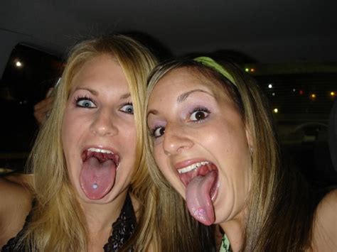t21 in gallery tongue pics 5 nice long tongues picture 4 uploaded by sunnydeer0 on