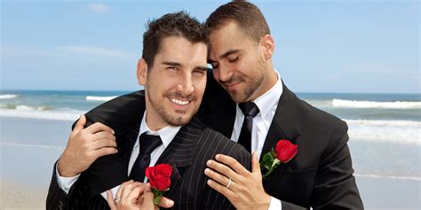 General Motors To Offer Benefits To All Gay Married Employees Huffpost