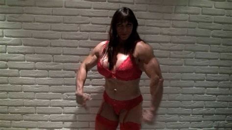massive female bodybuilder 5 10 tall and 220 pounds of high quality muscle huge biceps