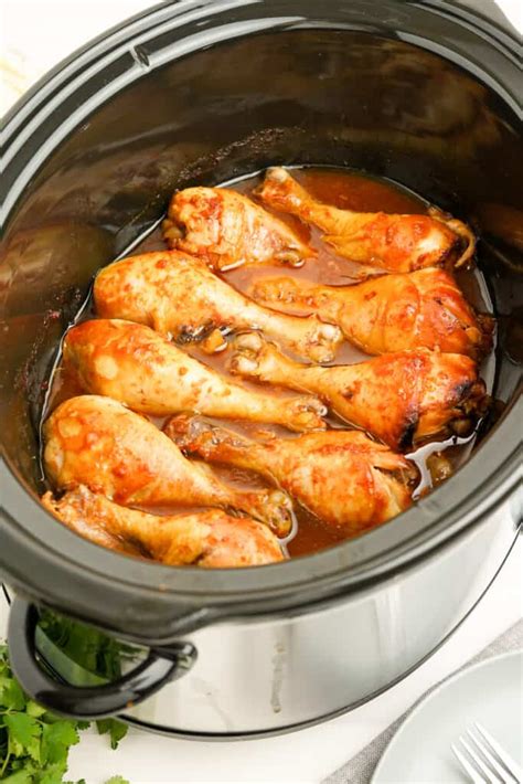 easy slow cooker chicken drumsticks  ingredients   kids plate