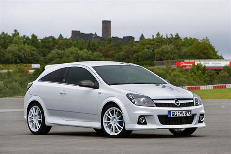 opel astra opc nurburgring edition top speed