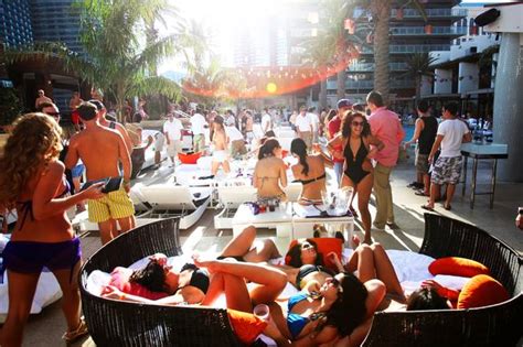 money sex and las vegas pool parties real management in practice