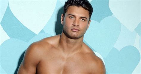 Love Island Newcomer Mike Thalassitis Has Warned Mum He S Keen To Have