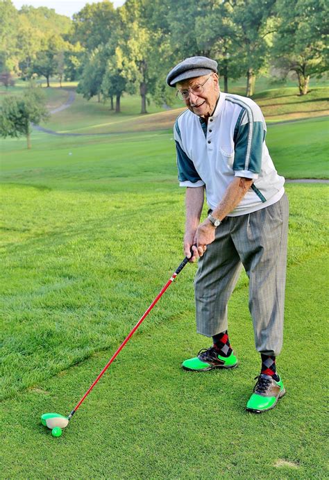seniors  proof golf   game   ages silivecom