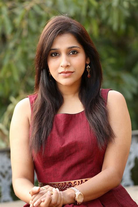 Beauty Galore Hd Rashmi Gautam Showing Her Back In Burgundy Dress At