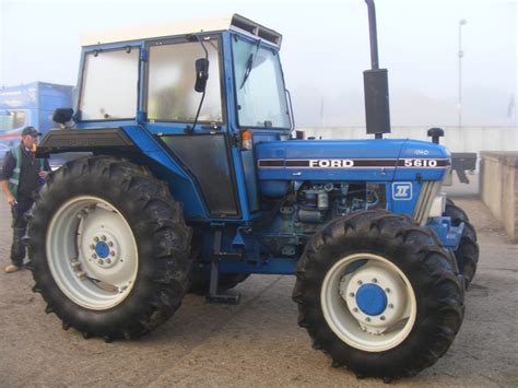 ford  force ii wd tractor  ap cab
