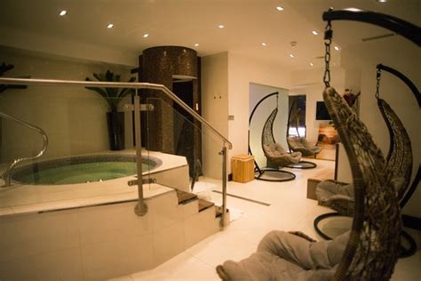 amazing spa  massage beauty melody spa   piccadilly london