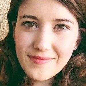 alexandra bracken age family bio famous birthdays