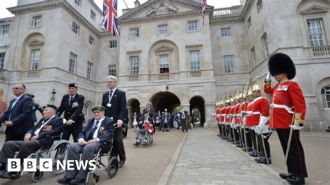 Vj Day Pictures Of The 70th Anniversary Commemorations Bbc News