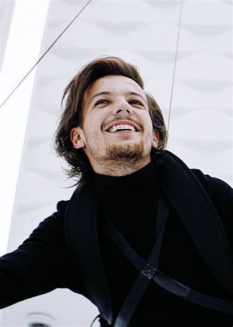 sorriso mais lindo  mundo louis tomlinson