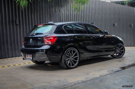 bmw  series  black vossen cvt wheel front