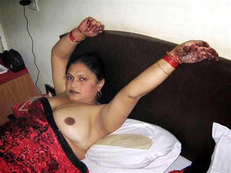 huge boobs indian bhabhi aunty bare footage sex sagar the indian tube sex ocean