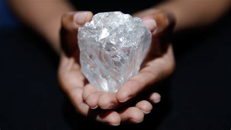 largest diamond    century   botswana   benefit   rock