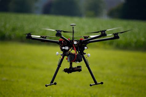 feared spike  drone crashes white house sets  rules  washington post
