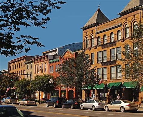 downtown saratoga great college deals