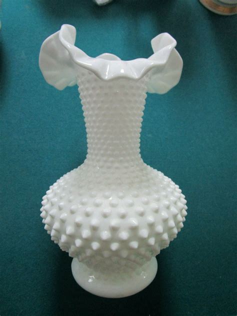 Fenton Large Ruffled Hobnail White Milk Glass Vase E O Brody Mj 43