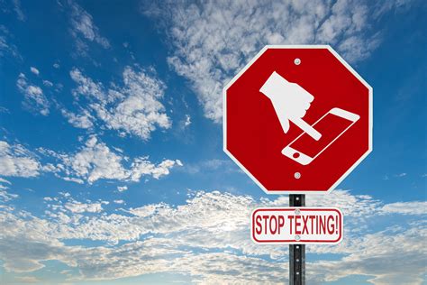 senate moves forward a ban on texting while driving the daily courier prescott az