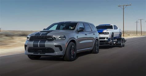 reasons  wed buy   dodge durango srt hellcat   suv