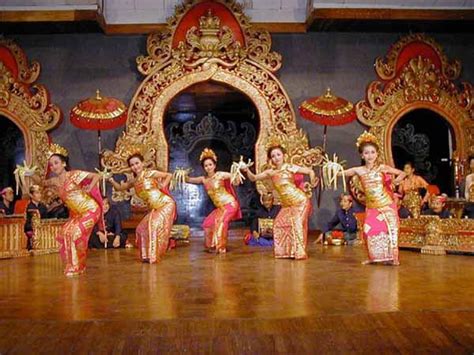 bit  indonesia budaya indonesia